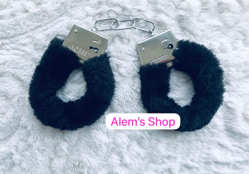 Esposas Peluche Ouchi