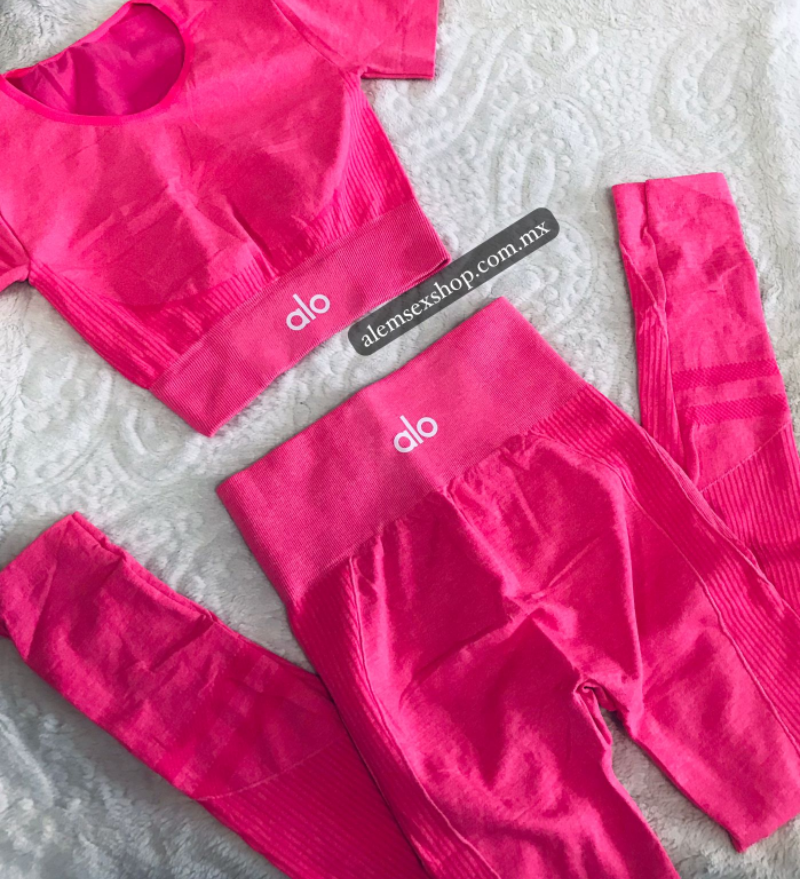 Conjunto Leggins Alo